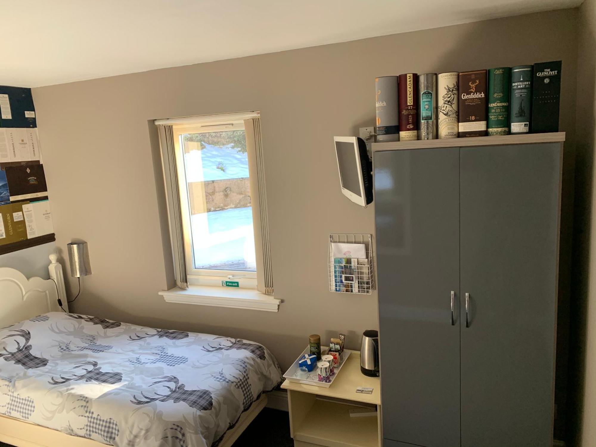 The Gables Whisky B&B Даффтаун Номер фото